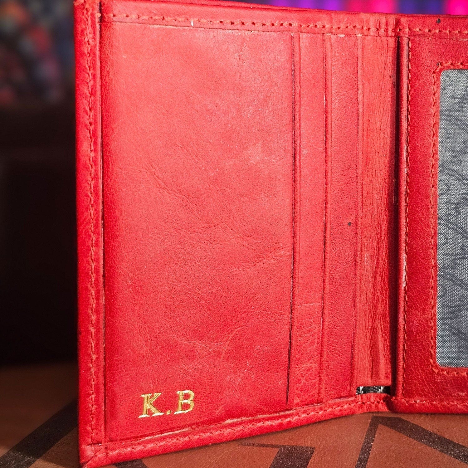 Leather Passport Wallet | Voyager Ruby - Ignis Craft